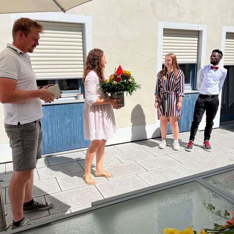 Abschlussfeier_Azubis1_edited.jpg